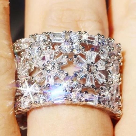 Jewelry - 18 CT 925 STERLING SILVER DIAMOND RING